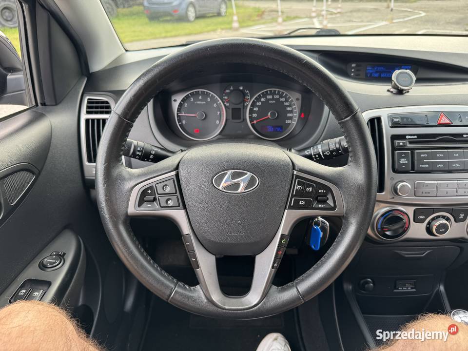 Hyundai i20 125 BENZYNA Klimatyzacja Tempomat ESP wielkopolskie Konin sprzedam