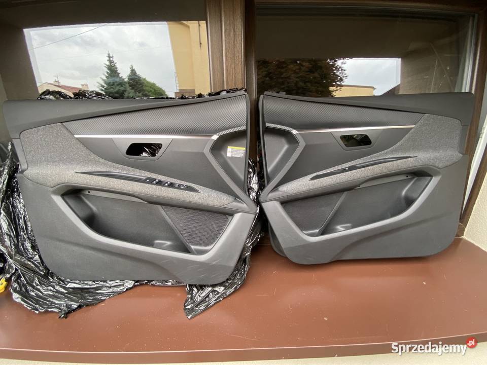 Peugeot 5008 komplet boczków drzwiowych osobowe