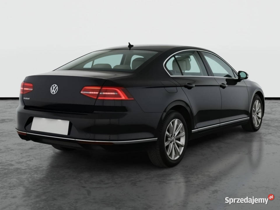 VW Passat 20 TDI asystent pasa ruchu mazowieckie Piaseczno
