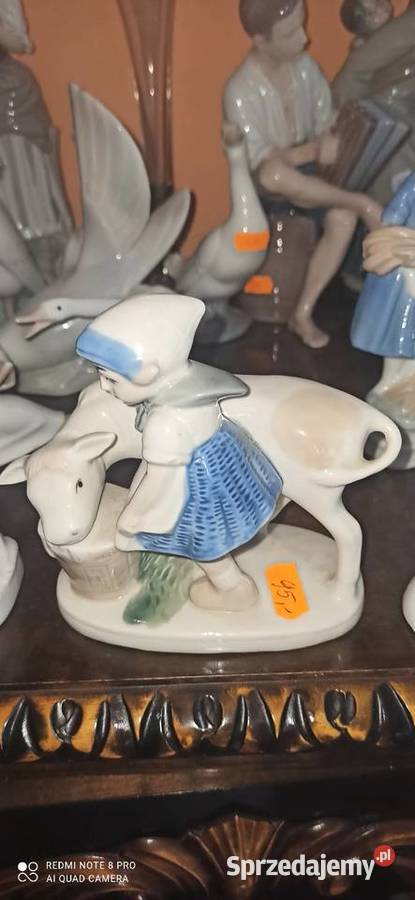 Figurka Dzieci na płocie z koszyczkiem SygTerra Gdańsk