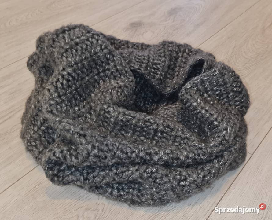 Szalik wełniany komin damski szary HM łódzkie