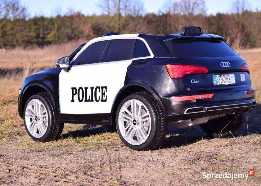 AUDI Q5 POLICJA MIĘKKIE KOŁA MIĘKKIE SIEDZENIE