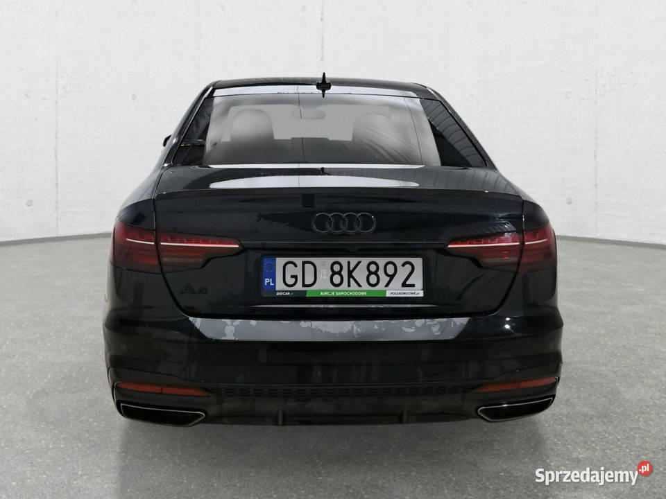 Audi A4 Limousine B9 2015 Komorniki