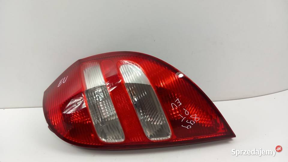 MERCEDES A KLASA W169 HB LAMPA TYŁ PRAWA EU sprzedam
