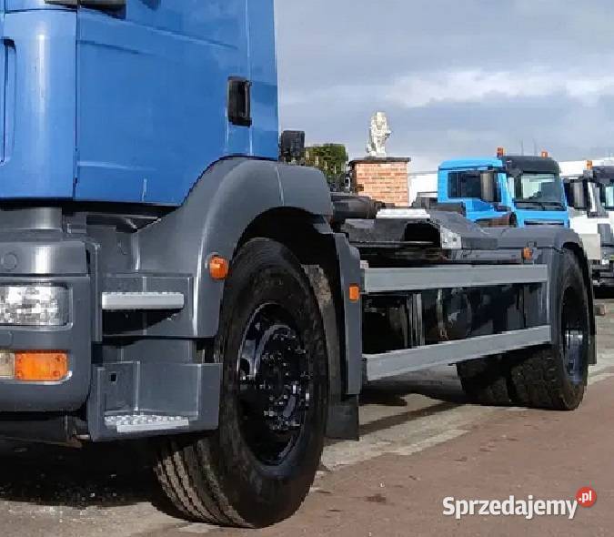 hakowiec 4x2 MAN TGM 18330 do pojemnikow diesel Warszawa