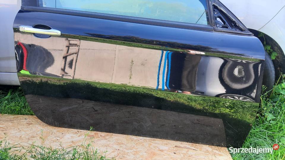 drzwi prawe lewe Alfa Romeo 147 3d lak 601 BB osobowe Dębno