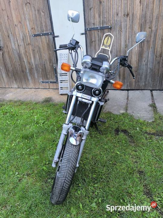 Honda VF 750 C 1986r Magna zamiana manualna Honda Żagań