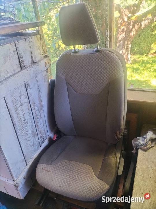 Fotele do Forda Turneo Courier 120000km Bolesławiec sprzedam