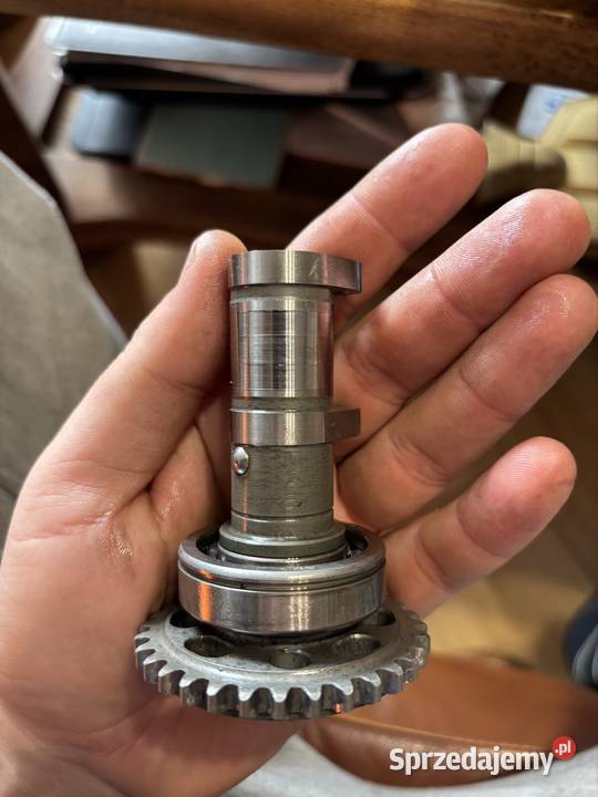 Sprzedam głowicę Yzf 250 i crf250 Pozostałe Opatów