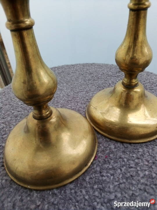 Stare mosiężne świeczniki Września
