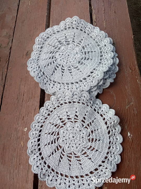 Szydełkowe serwetki Drzewica