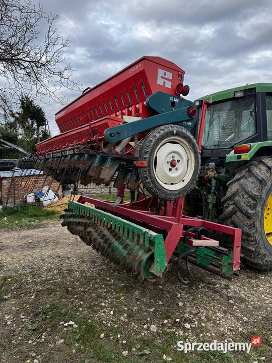 Sprzedam Agregat uprawowo siewny Lipiny