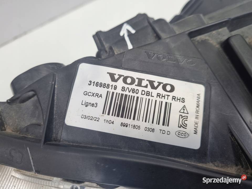 LAMPA PRAWA Volvo V60 S60 II LIFT PRZEDNIA prawy