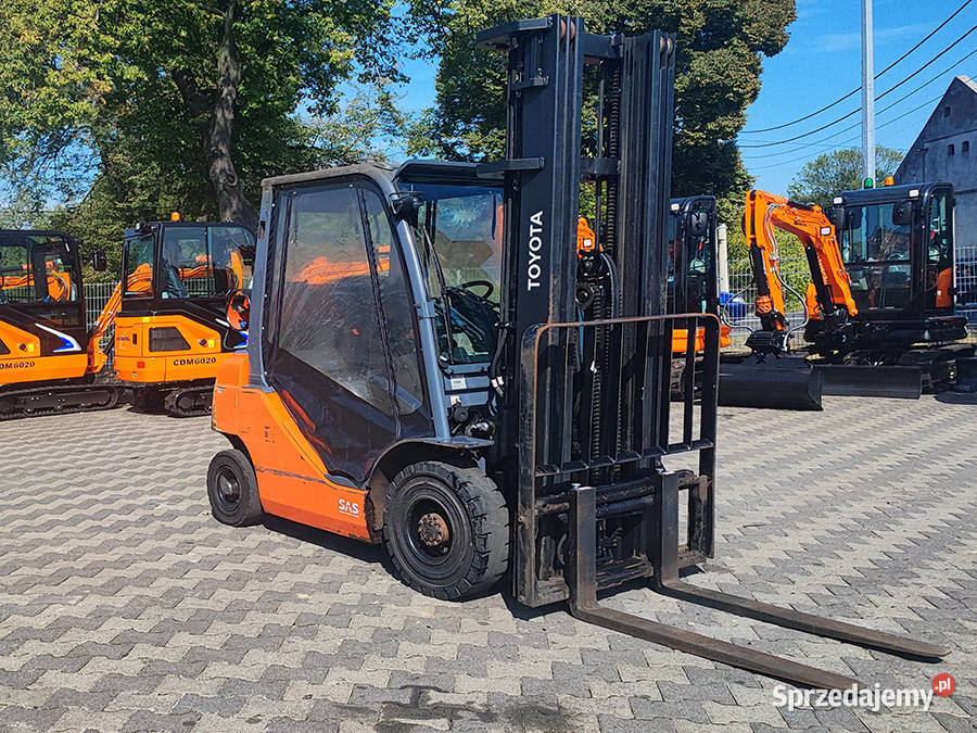 Wózek widłowy Toyota 028FGF20 2 t triplex 6 m małopolskie