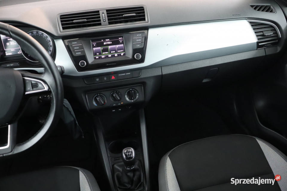 Skoda Fabia 12 TSI 4/5 sprzedam