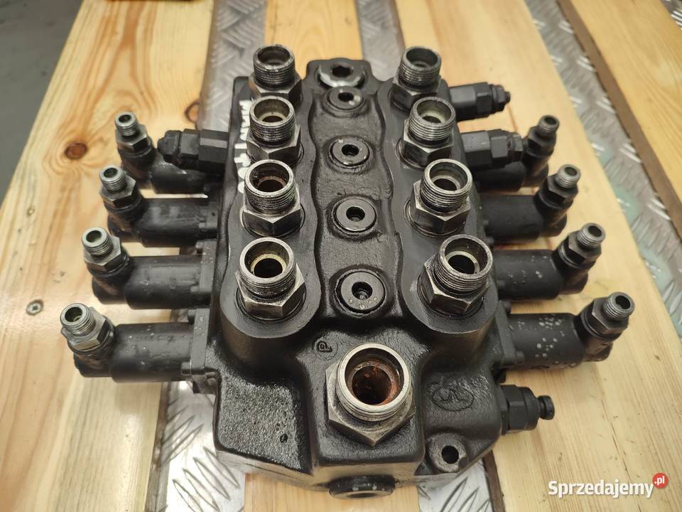 Rozdzielacz hydrauliczny Manitou MRT 1339 Wilkowo