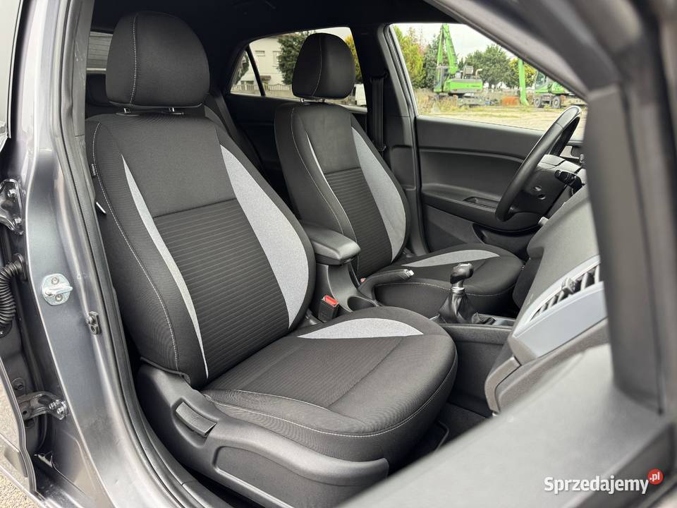 Hyundai i20 125 BENZYNA Klimatyzacja Nawigacja ogranicznik prędkości Konin sprzedam