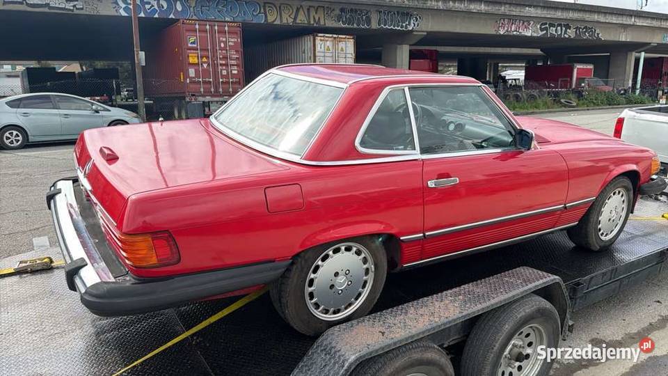 Mercedes 560 sl r107 231KM Krajanka