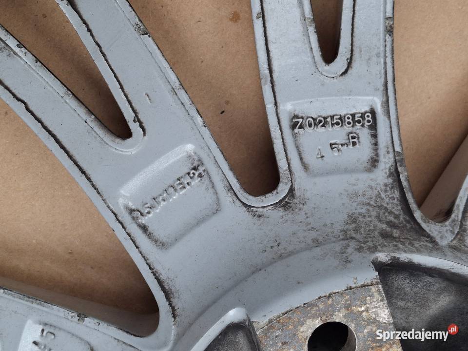 ROD FELGA ALUFELGA 18 5X112 ET45 85J Z0215858 Bieleń