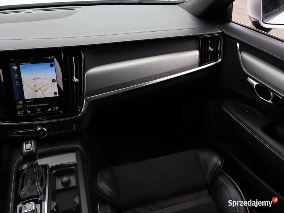 Volvo V90 D4 światła LED V90 Bielany Wrocławskie