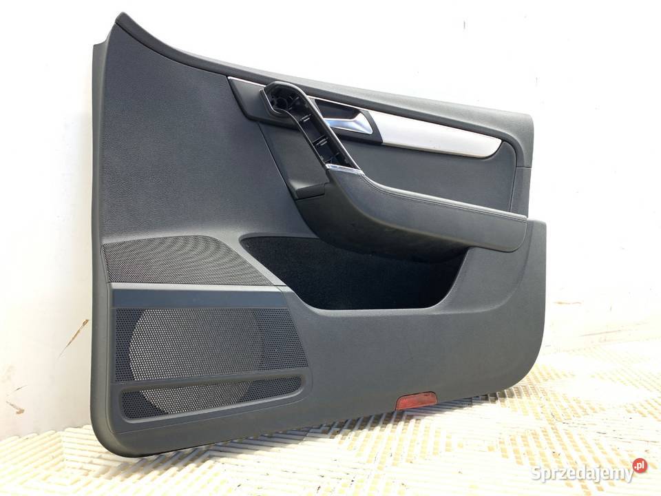 BOCZEK DRZWI PRAWY PRZÓD VW PASSAT B7 Kombi 1015