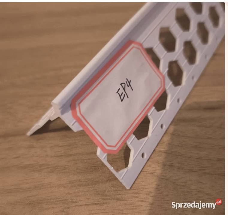 Narożnik tynkarski PCV