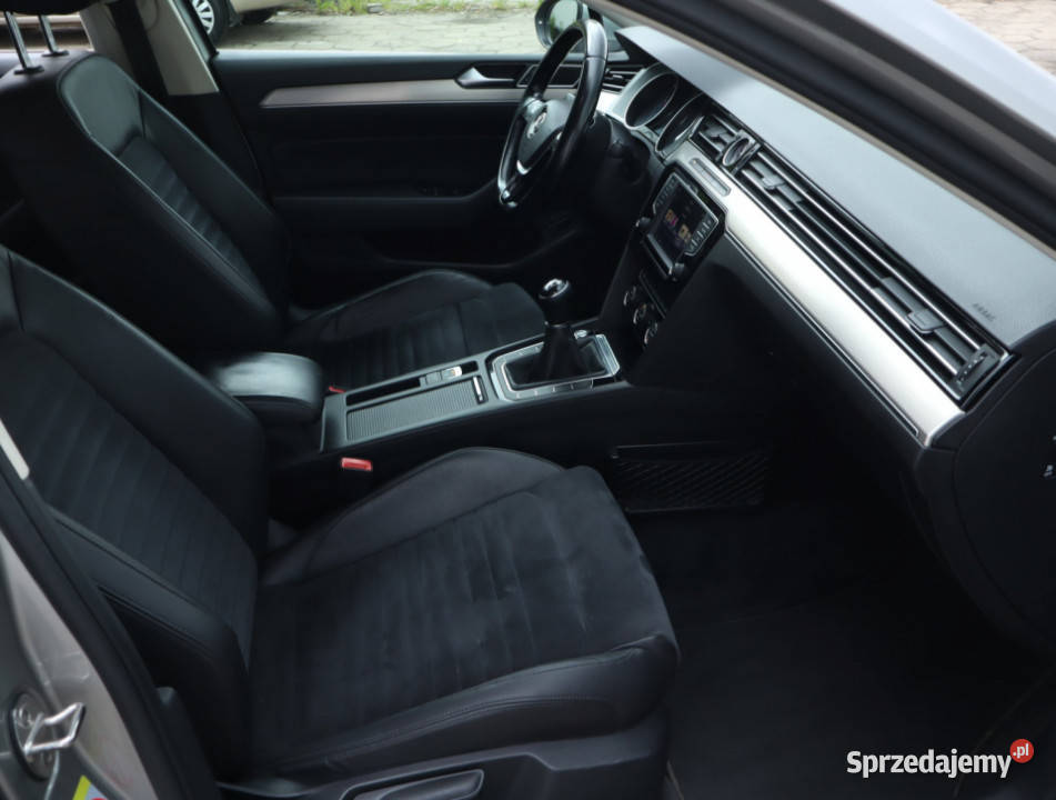 VW Passat 20 TDI klimatyzacja Passat Łódź