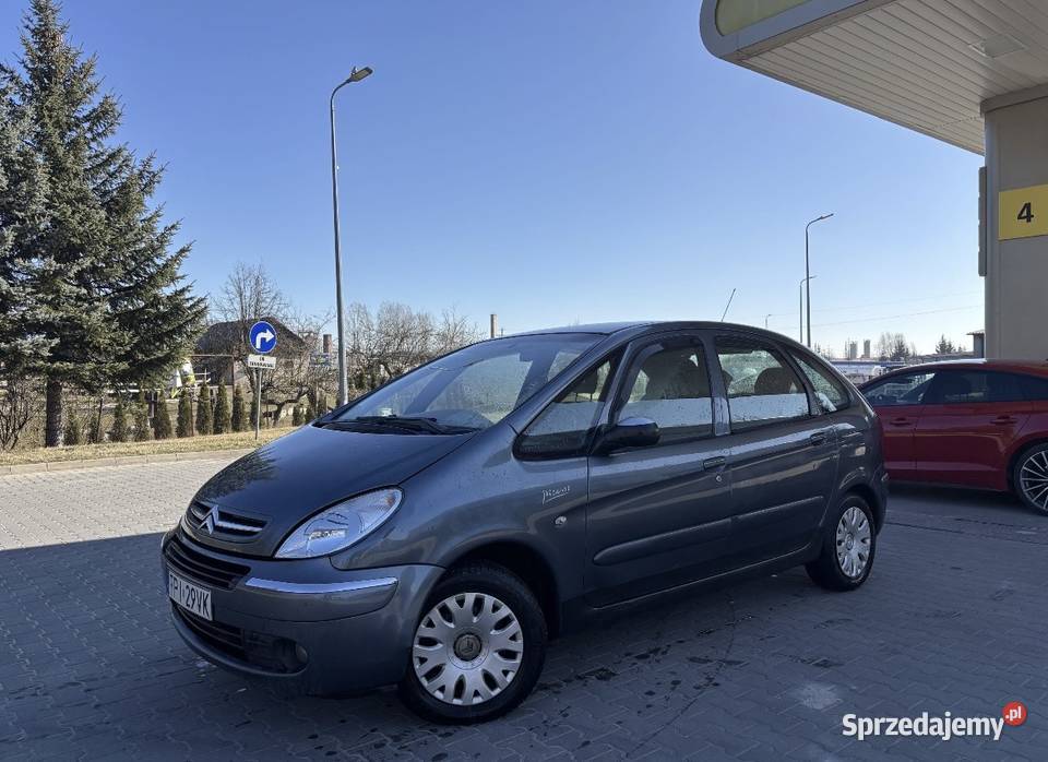 Citroen Xsara Picasso 16HDI 90 2007 HAK świętokrzyskie