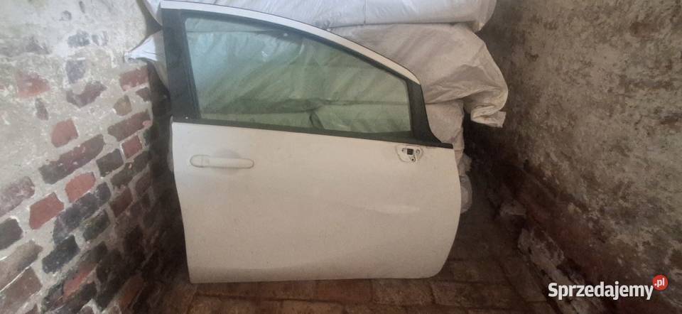 Nissan Note e12 drzwi prawe przod tyl kpl lubuskie Jasień sprzedam