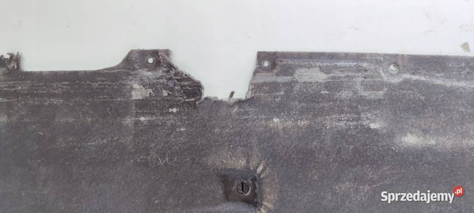 OSŁONA PODWOZIA LEWA DUŻA AUDI A6 C8 4K0825207 Przystajń