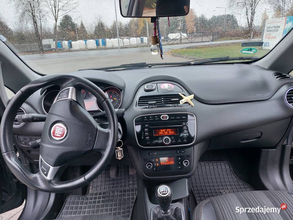 Fiat Punto EVO 14 105 2011 produkcji Kolonka sprzedam