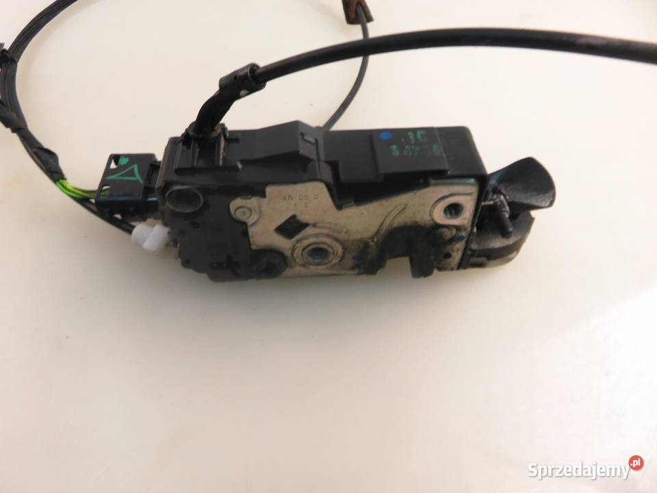ZAMEK LEWY PRZEDNI PEUGEOT 207 Motoryzacja sprzedam