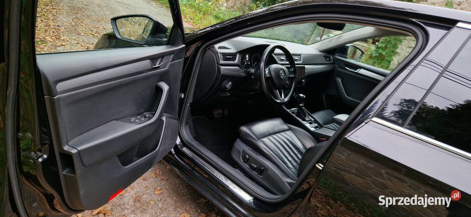 Skoda Superb 2017r Doinwestowana DSG hatchback Škoda Kraków sprzedam