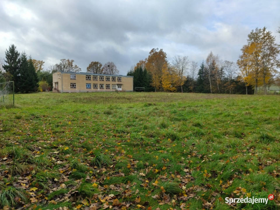 Działka o pow 128 ha zabudowana budynkiem Błudowo