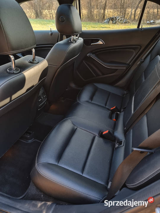 MERCEDESBENZ GLA 250 4 Matic Błażowa