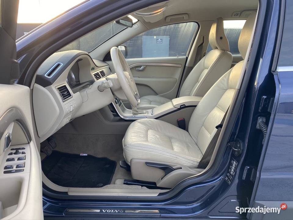 Volvo XC70 2011 20D relingi dachowe Warszawa