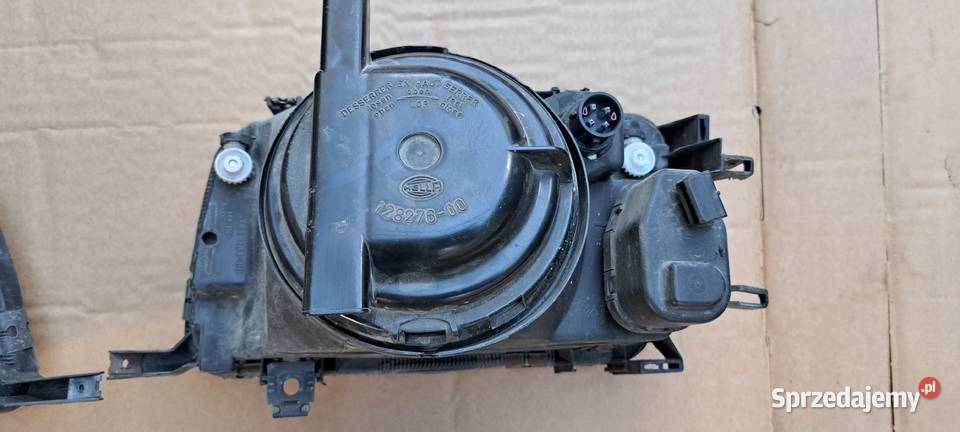 Reflektor prawy Audi 80 B4 Luzino sprzedam