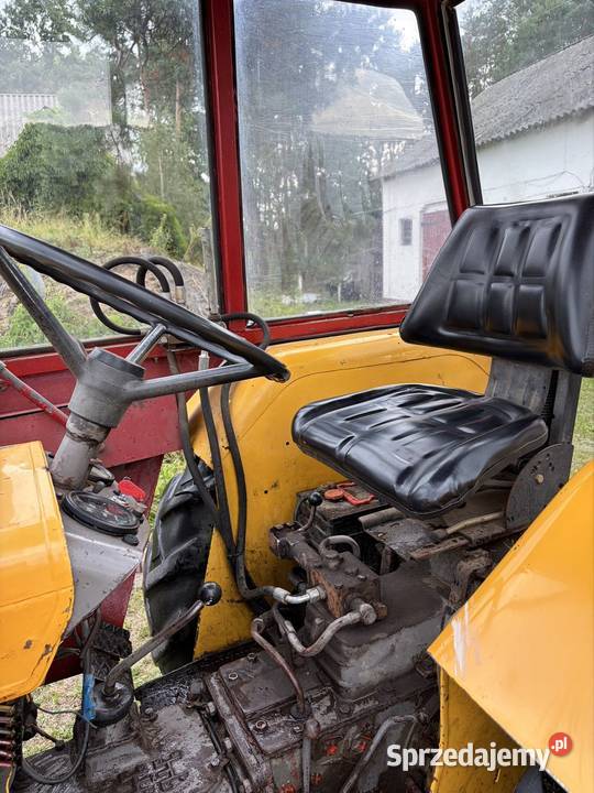 Ciągnik rolniczy C 330 1989 Wodynie