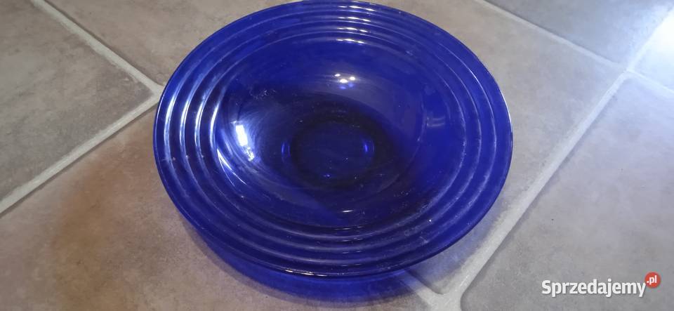 Duża patera z okresu PRLu Szkło kolorowe Świdnica