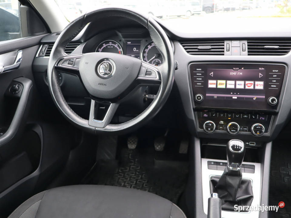 Skoda Octavia 15 TSI czujnik zmierzchu Piaseczno