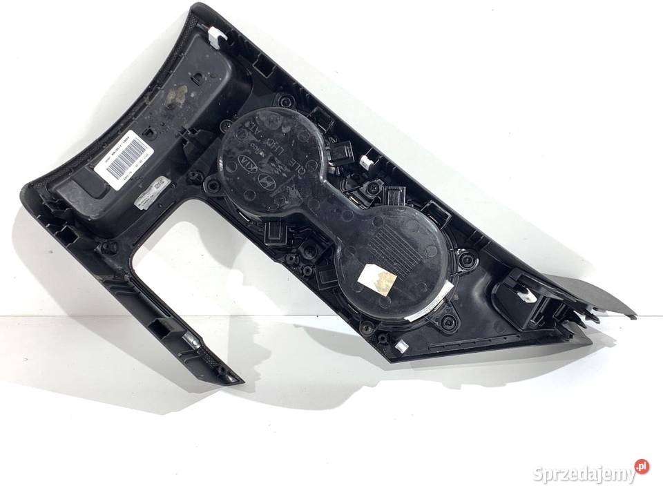 UCHWYT NA NAPOJE KIA SPORTAGE IV 84650F1100 SUV