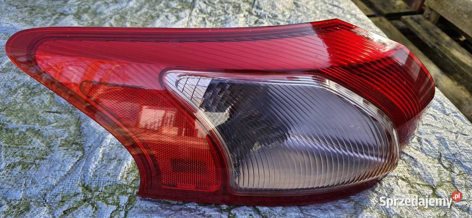 Lampy tył Mitsubishi Lancer 8 2008r HB Tuchlino