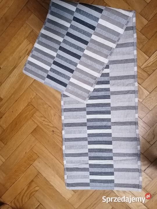 Bieżniki na stół sprzedam