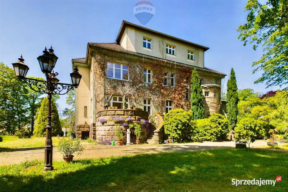 Na sprzedaż stylowa willa z dużą działką asfalt Nieruchomości Żary sprzedam