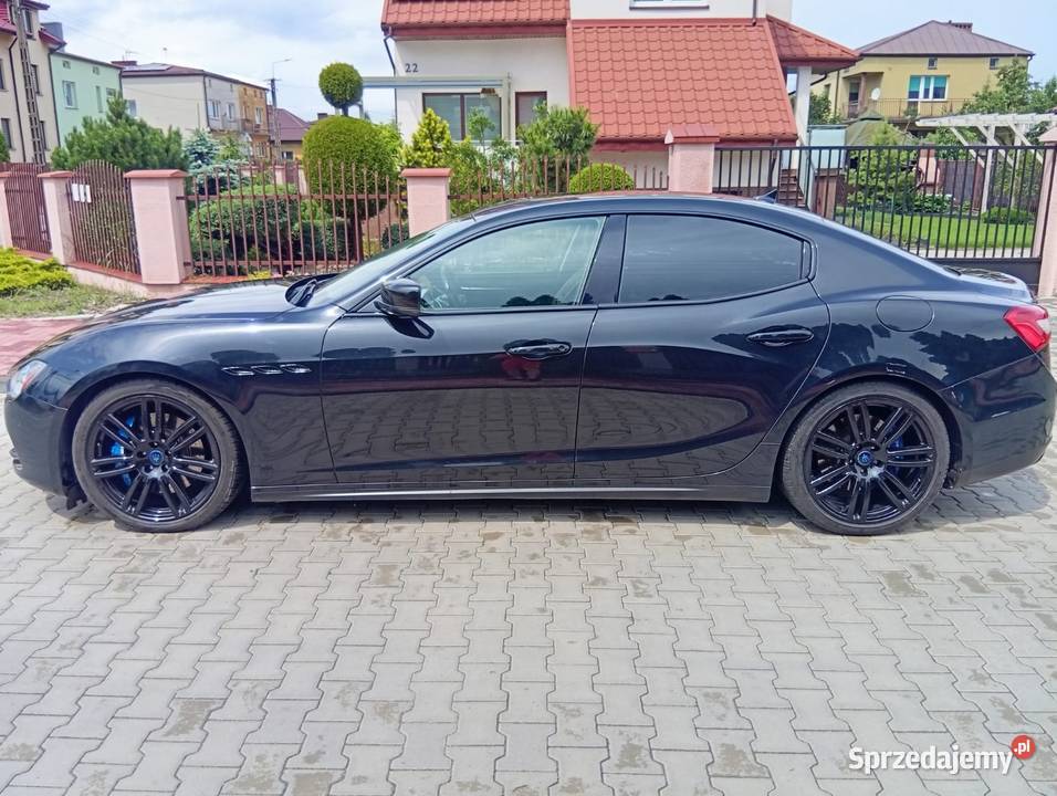 Maserati Ghibli SQ4 410 2015 kamera cofania mazowieckie Garbatka