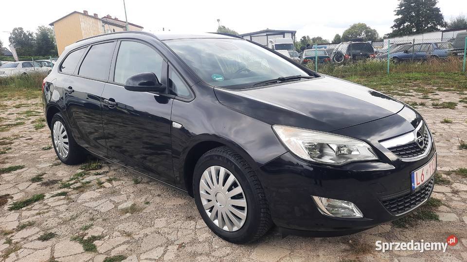 Opel Astra 14 Turbo Edition 140 Klima Zadbana komputer pokładowy Kraśnik sprzedam