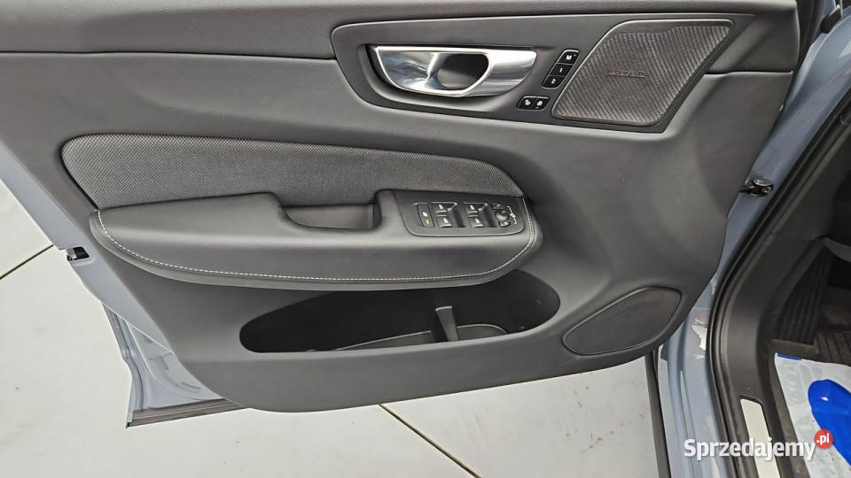 Volvo XC 60 PlugIn Hybrid AWD Z Polskiego Salonu