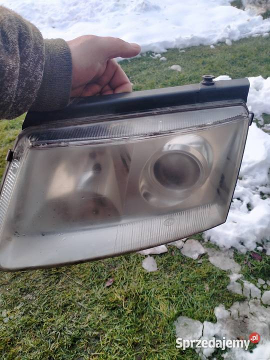 Lampy Xenon Hella Passat B5 99r lubelskie