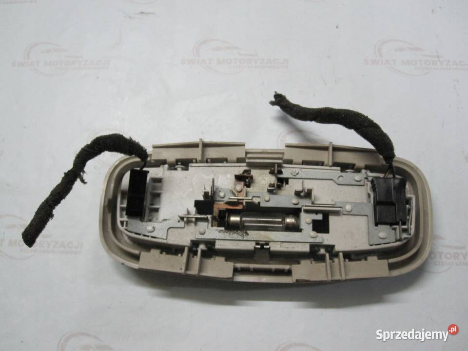 LAND ROVER FREELANDER II 06r lampka podsufitki osobowe Oświetlenie kabiny sprzedam
