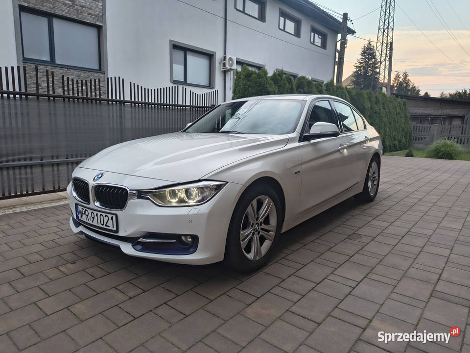BMW F30 318d Sport Line 2014 116 000 łódzkie Tomaszów Mazowiecki sprzedam